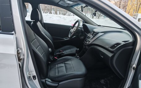 Hyundai Solaris II рестайлинг, 2011 год, 770 000 рублей, 18 фотография