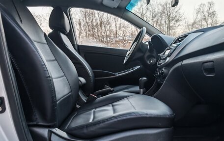 Hyundai Solaris II рестайлинг, 2011 год, 770 000 рублей, 15 фотография