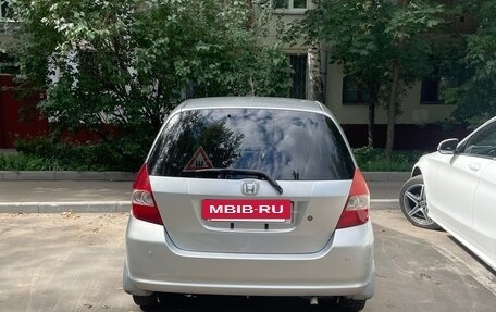 Honda Fit III, 2006 год, 420 000 рублей, 2 фотография