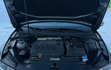 Volkswagen Passat B8 рестайлинг, 2016 год, 1 990 000 рублей, 10 фотография