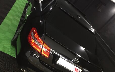 Mercedes-Benz E-Класс, 2011 год, 2 100 000 рублей, 3 фотография