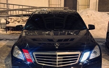 Mercedes-Benz E-Класс, 2011 год, 2 100 000 рублей, 2 фотография