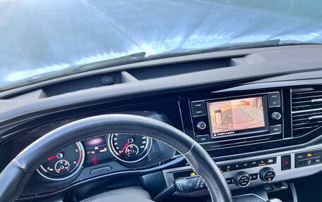 Volkswagen Multivan T6 рестайлинг, 2021 год, 6 620 000 рублей, 13 фотография