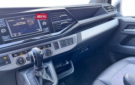 Volkswagen Multivan T6 рестайлинг, 2021 год, 6 620 000 рублей, 14 фотография