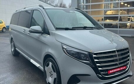 Mercedes-Benz V-Класс, 2025 год, 15 200 000 рублей, 2 фотография