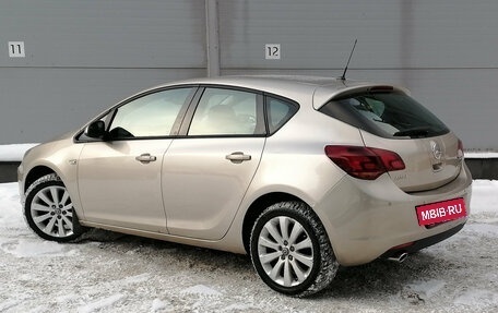 Opel Astra J, 2011 год, 549 000 рублей, 8 фотография