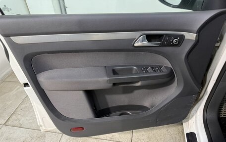 Volkswagen Touran III, 2011 год, 1 199 800 рублей, 7 фотография