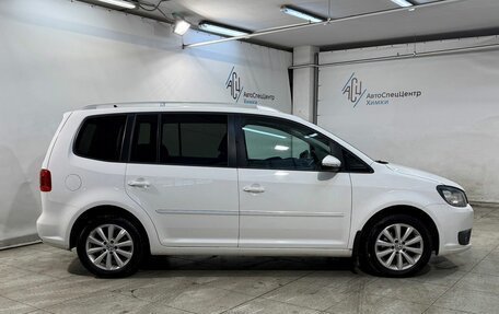 Volkswagen Touran III, 2011 год, 1 199 800 рублей, 16 фотография