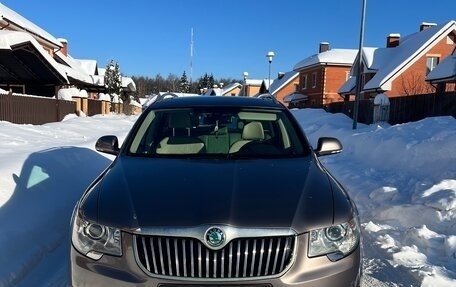 Skoda Superb III рестайлинг, 2011 год, 1 300 000 рублей, 5 фотография