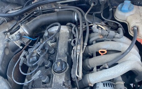 Audi A4, 1995 год, 70 000 рублей, 4 фотография