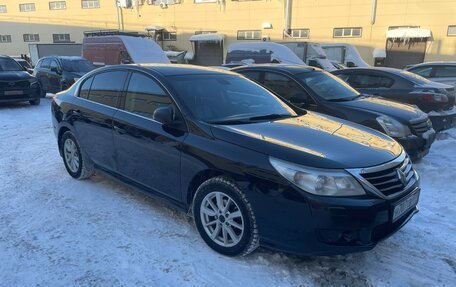 Renault Latitude I, 2011 год, 800 000 рублей, 2 фотография