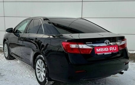 Toyota Camry, 2012 год, 1 550 000 рублей, 10 фотография