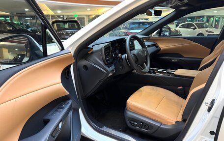 Lexus RX IV рестайлинг, 2025 год, 7 450 000 рублей, 12 фотография