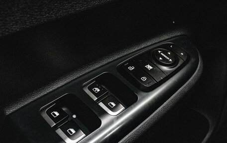 KIA Rio IV, 2018 год, 1 299 000 рублей, 13 фотография