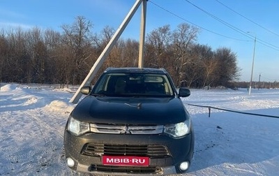 Mitsubishi Outlander III рестайлинг 3, 2014 год, 1 350 000 рублей, 1 фотография