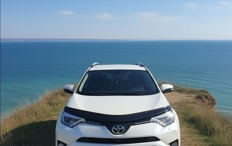 Toyota RAV4, 2016 год, 3 100 000 рублей, 1 фотография