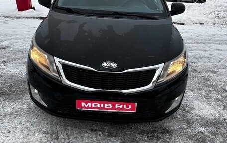 KIA Rio III рестайлинг, 2012 год, 750 000 рублей, 1 фотография