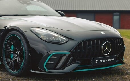 Mercedes-Benz AMG GT, 2025 год, 41 000 000 рублей, 9 фотография