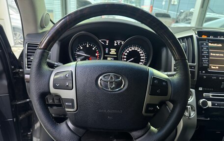 Toyota Land Cruiser 200, 2012 год, 4 150 000 рублей, 10 фотография