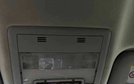 Toyota Land Cruiser 200, 2012 год, 4 150 000 рублей, 19 фотография