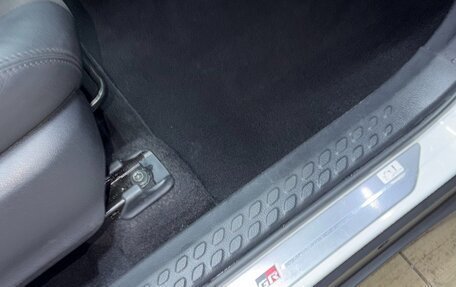 Toyota C-HR I рестайлинг, 2021 год, 2 600 000 рублей, 6 фотография