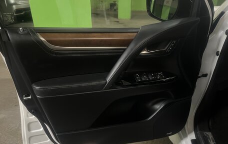 Lexus LX III, 2018 год, 9 850 000 рублей, 19 фотография