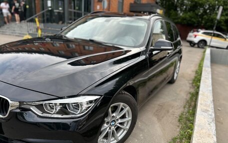 BMW 3 серия, 2017 год, 1 950 000 рублей, 3 фотография