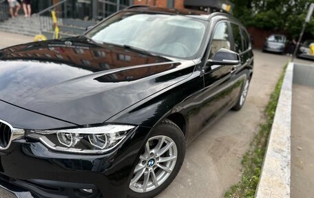 BMW 3 серия, 2017 год, 1 950 000 рублей, 15 фотография