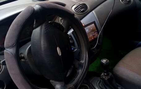 Ford Focus IV, 2002 год, 229 999 рублей, 2 фотография