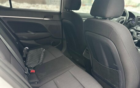 Hyundai Elantra VI рестайлинг, 2018 год, 1 350 000 рублей, 8 фотография