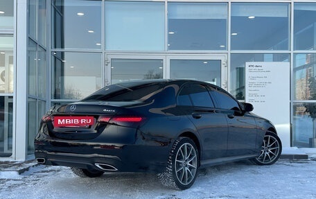 Mercedes-Benz E-Класс, 2021 год, 4 990 000 рублей, 5 фотография