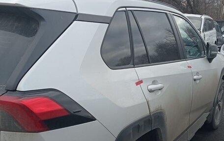 Toyota RAV4, 2022 год, 3 305 000 рублей, 5 фотография