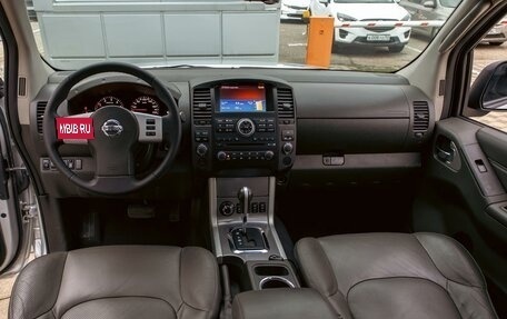Nissan Navara (Frontier), 2013 год, 1 395 000 рублей, 16 фотография