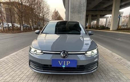 Volkswagen Golf VIII, 2022 год, 1 343 000 рублей, 2 фотография