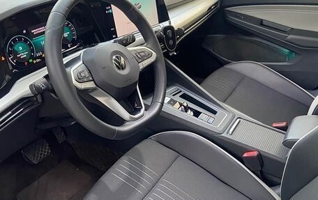 Volkswagen Golf VIII, 2022 год, 1 343 000 рублей, 7 фотография