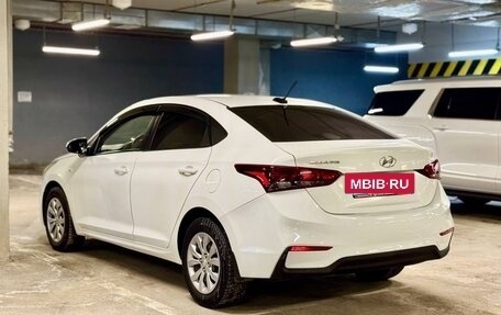 Hyundai Solaris II рестайлинг, 2018 год, 649 000 рублей, 9 фотография