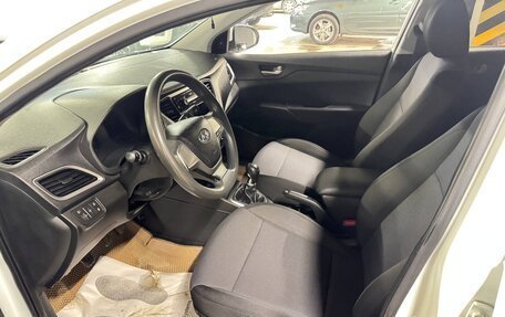 Hyundai Solaris II рестайлинг, 2018 год, 649 000 рублей, 25 фотография