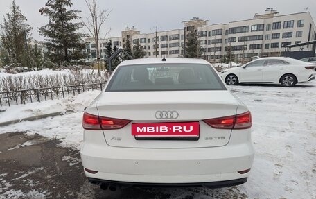 Audi A3, 2018 год, 1 050 000 рублей, 4 фотография