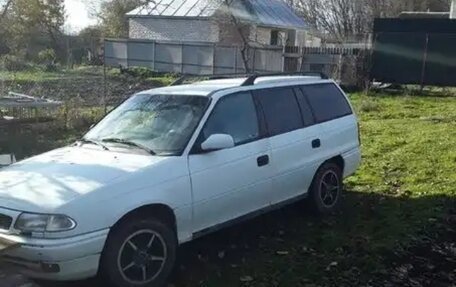 Opel Astra F, 1997 год, 125 000 рублей, 2 фотография