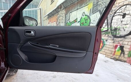 Nissan Almera, 2004 год, 300 000 рублей, 10 фотография