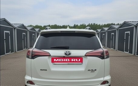 Toyota RAV4, 2016 год, 3 100 000 рублей, 2 фотография