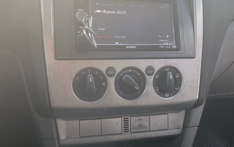 Ford Focus II рестайлинг, 2008 год, 600 000 рублей, 13 фотография