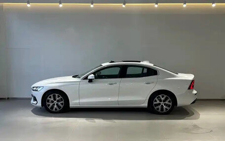 Volvo S60 III, 2024 год, 4 290 000 рублей, 3 фотография