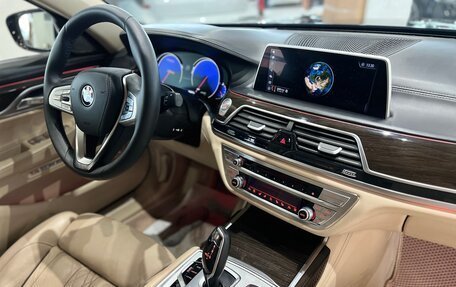 BMW 7 серия, 2016 год, 3 200 000 рублей, 3 фотография