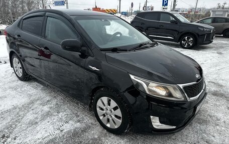 KIA Rio III рестайлинг, 2012 год, 750 000 рублей, 2 фотография
