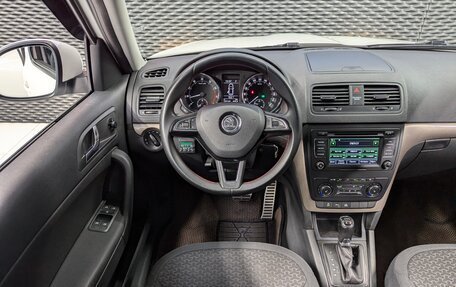 Skoda Yeti I рестайлинг, 2014 год, 1 499 000 рублей, 15 фотография