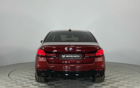 BMW 5 серия, 2021 год, 6 300 000 рублей, 6 фотография