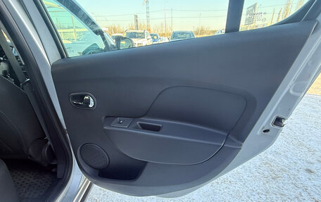 Renault Sandero II рестайлинг, 2016 год, 955 000 рублей, 9 фотография