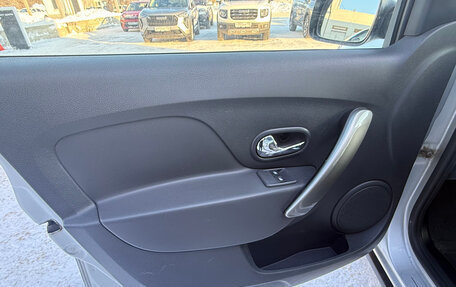 Renault Sandero II рестайлинг, 2016 год, 955 000 рублей, 11 фотография