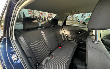 Volkswagen Polo VI (EU Market), 2013 год, 900 000 рублей, 16 фотография